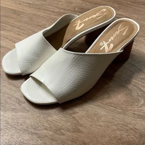 Seven7 Vera Mule Round Heeled Sandal